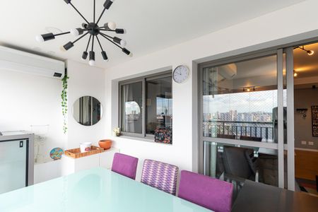 Apartamento à venda com 80m², 3 quartos e 2 vagasVaranda gourmet
