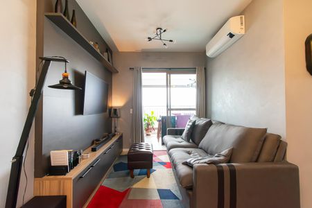 Apartamento à venda com 80m², 3 quartos e 2 vagasSala