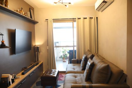 Sala de apartamento à venda com 3 quartos, 80m² em Vila Ema, São Paulo