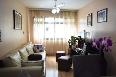 Apartamento à venda com 70m², 3 quartos e 1 vagaSala