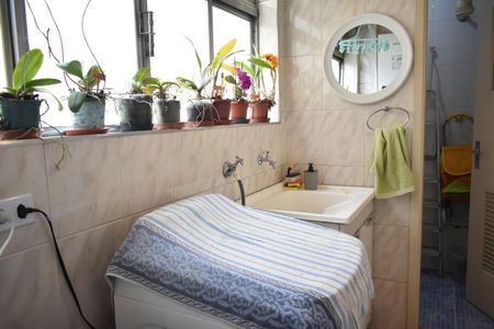 Apartamento à venda com 70m², 3 quartos e 1 vagaÁrea de Serviço