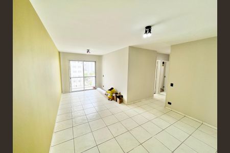 Sala de apartamento para alugar com 3 quartos, 74m² em Santana, São Paulo