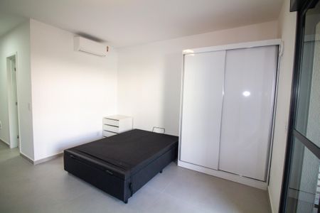 Studio para alugar com 35m², 1 quarto e sem vaga Studio para alugar com 35m², 1 quarto e sem vagaSala / Quarto - Studio