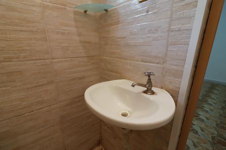 Casa para alugar com 26m², 1 quarto e sem vagaBanheiro da Suíte