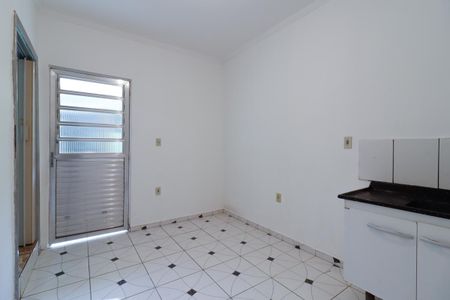 Sala/Cozinha de casa para alugar com 1 quarto, 26m² em Artur Alvim, São Paulo