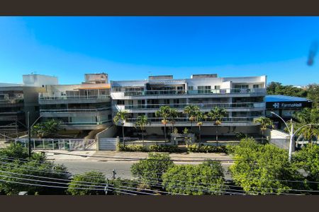 Apartamento à venda com 95m², 3 quartos e 2 vagas Apartamento à venda com 95m², 3 quartos e 2 vagasVaranda