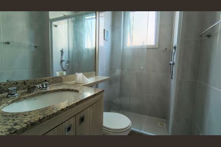 Apartamento à venda com 95m², 3 quartos e 2 vagas Apartamento à venda com 95m², 3 quartos e 2 vagasBanheiro da Suíte 1