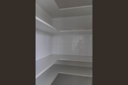 Apartamento para alugar com 140m², 2 quartos e 3 vagas Apartamento para alugar com 140m², 2 quartos e 3 vagasDispensa