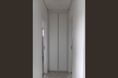 Apartamento para alugar com 140m², 2 quartos e 3 vagas Apartamento para alugar com 140m², 2 quartos e 3 vagasCorredor