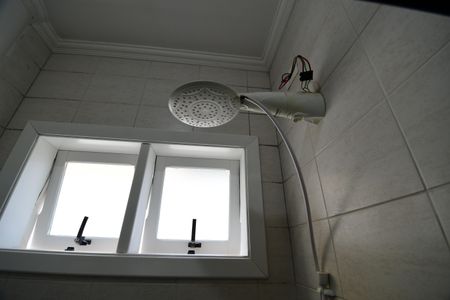 Casa de condomínio para alugar com 454m², 4 quartos e 3 vagasBanheiro Suíte 