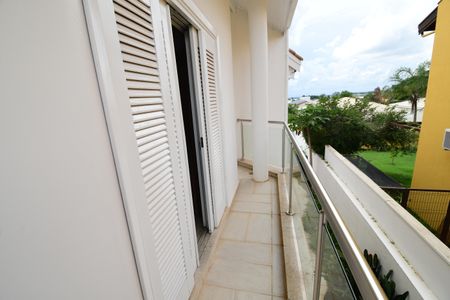 Casa de condomínio para alugar com 454m², 4 quartos e 3 vagasQuarto 2 - Suíte  Sacada