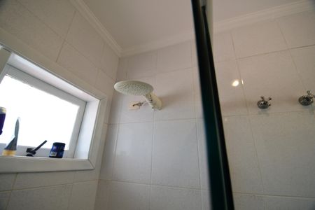 Casa de condomínio para alugar com 454m², 4 quartos e 3 vagasBanheiro Suíte 