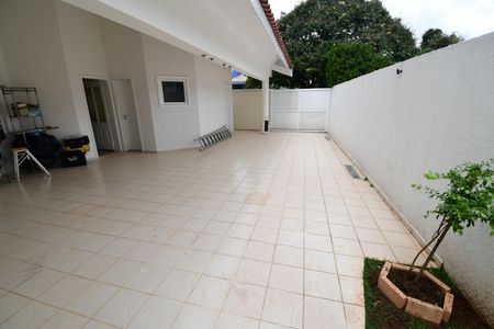 Casa de condomínio para alugar com 454m², 4 quartos e 3 vagasGaragem