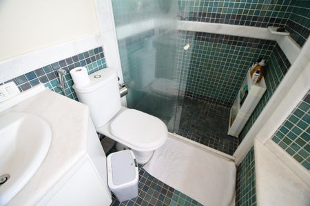 Casa de condomínio para alugar com 454m², 4 quartos e 3 vagasBanheiro Suíte 