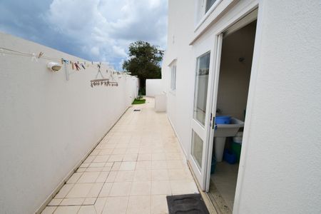 Casa de condomínio para alugar com 454m², 4 quartos e 3 vagasÁrea de Serviço