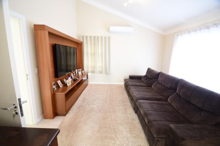 Casa de condomínio para alugar com 454m², 4 quartos e 3 vagasSala de TV 2