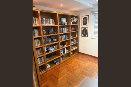 Casa à venda com 249m², 4 quartos e 4 vagas Casa à venda com 249m², 4 quartos e 4 vagasFoto 29