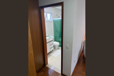Casa à venda com 249m², 4 quartos e 4 vagas Casa à venda com 249m², 4 quartos e 4 vagasFoto 48