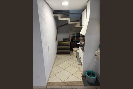 Casa à venda com 249m², 4 quartos e 4 vagas Casa à venda com 249m², 4 quartos e 4 vagasFoto 26