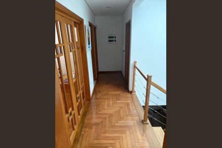 Casa à venda com 249m², 4 quartos e 4 vagas Casa à venda com 249m², 4 quartos e 4 vagasFoto 31