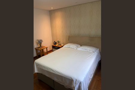 Casa à venda com 249m², 4 quartos e 4 vagas Casa à venda com 249m², 4 quartos e 4 vagasFoto 18