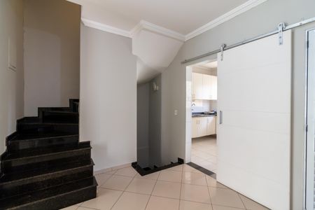 Casa de condomínio para alugar com 189m², 3 quartos e 3 vagas Casa de condomínio para alugar com 189m², 3 quartos e 3 vagasSala de Jantar