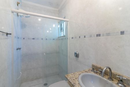 Casa de condomínio para alugar com 189m², 3 quartos e 3 vagas Casa de condomínio para alugar com 189m², 3 quartos e 3 vagasBanheiro 2