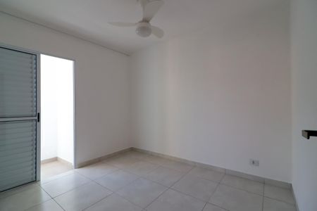 Quarto 1 de apartamento para alugar com 2 quartos, 40m² em Vila Nhocuné, São Paulo