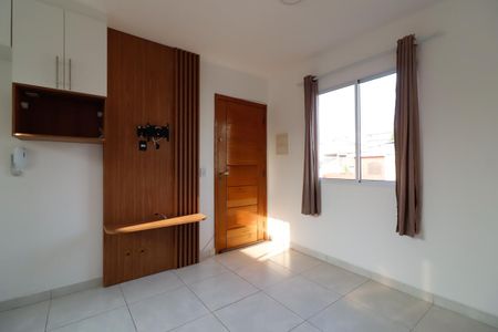Sala/Cozinha de apartamento para alugar com 2 quartos, 40m² em Vila Nhocuné, São Paulo