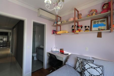 Apartamento à venda com 125m², 3 quartos e 2 vagasQuarto 3 - Suíte
