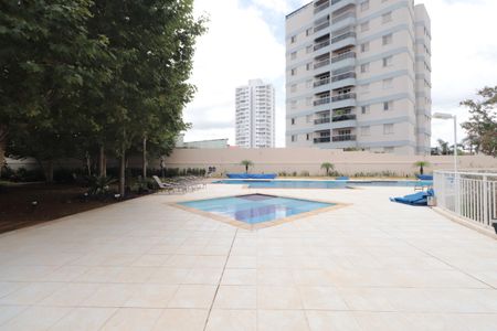 Apartamento à venda com 125m², 3 quartos e 2 vagasÁrea comum - Piscina