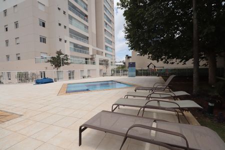 Apartamento à venda com 125m², 3 quartos e 2 vagasÁrea comum - Piscina