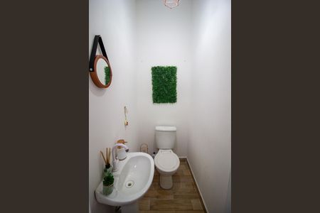 Casa para alugar com 68m², 2 quartos e 1 vagaLavabo 