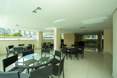 Apartamento à venda com 71m², 2 quartos e 2 vagasSALAO DE FESTAS