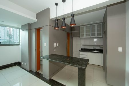 Apartamento à venda com 71m², 2 quartos e 2 vagasCOZINHA