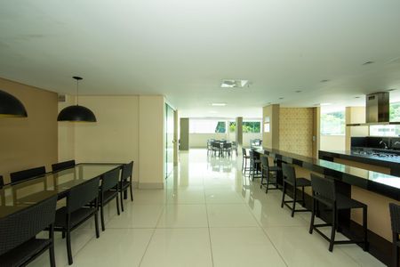 Apartamento à venda com 71m², 2 quartos e 2 vagasSALAO DE FESTAS