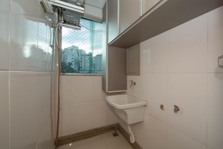 Apartamento à venda com 71m², 2 quartos e 2 vagasAREA DE SERVICO