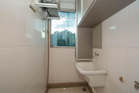 Apartamento à venda com 71m², 2 quartos e 2 vagasAREA DE SERVICO