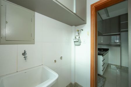 Apartamento à venda com 71m², 2 quartos e 2 vagasAREA DE SERVICO
