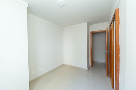 Apartamento à venda com 96m², 3 quartos e 2 vagasQUARTO2