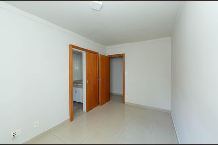 Apartamento à venda com 96m², 3 quartos e 2 vagasQUARTO3
