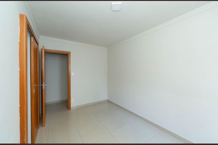 Apartamento à venda com 96m², 3 quartos e 2 vagasQUARTO3