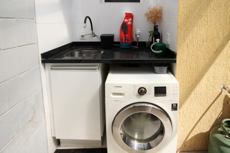 Casa de condomínio para alugar com 49m², 2 quartos e 2 vagasLavanderia