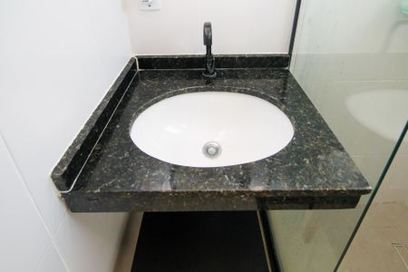 Casa de condomínio para alugar com 49m², 2 quartos e 2 vagasBanheiro Quartos