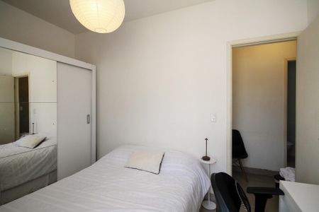 Casa de condomínio para alugar com 49m², 2 quartos e 2 vagasQuarto 1