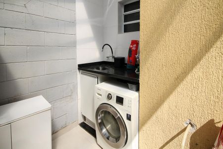 Casa de condomínio para alugar com 49m², 2 quartos e 2 vagasLavanderia