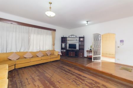 Casa à venda com 321m², 6 quartos e 5 vagas Casa à venda com 321m², 6 quartos e 5 vagasSala 1