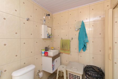 Casa à venda com 321m², 6 quartos e 5 vagas Casa à venda com 321m², 6 quartos e 5 vagasBanheiro