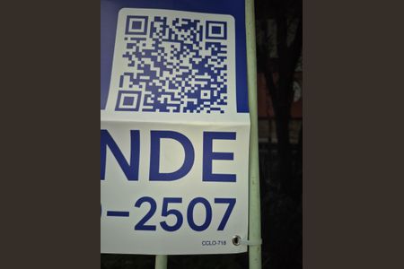 Casa à venda com 321m², 6 quartos e 5 vagas Casa à venda com 321m², 6 quartos e 5 vagasplaca