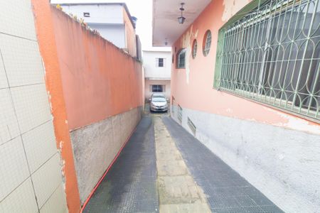 Casa à venda com 321m², 6 quartos e 5 vagas Casa à venda com 321m², 6 quartos e 5 vagasÁrea externa